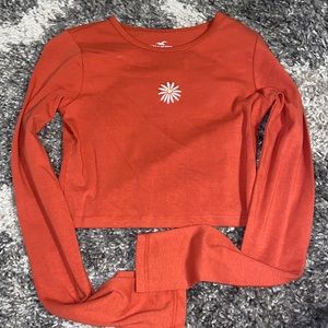 must-have crop baby tee, hollister